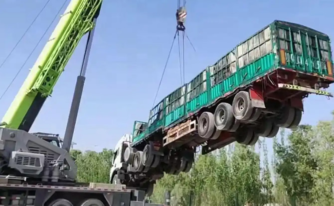 鞍山道路脱困救援案例